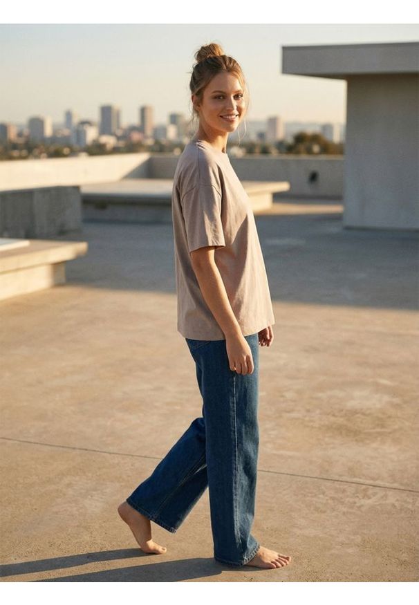 Sinsay - Bawełniana koszulka basic - brązowy. Kolor: brązowy. Materiał: bawełna