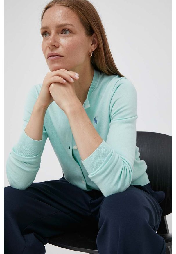 Polo Ralph Lauren kardigan damski kolor szary lekki. Okazja: na co dzień. Typ kołnierza: polo. Kolor: zielony. Materiał: dzianina. Długość rękawa: długi rękaw. Długość: długie. Wzór: gładki. Styl: casual