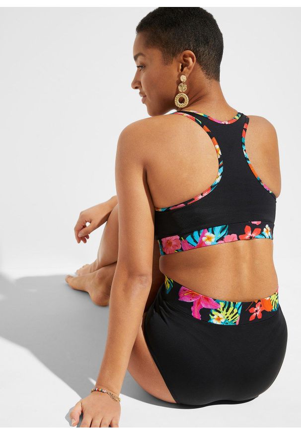 bonprix - Figi bikini z wysoką talią i typowym wycięciem nogawek. Kolor: czarny. Wzór: nadruk