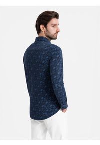 Ombre Clothing - Męska koszula bawełniana z motywem roślinnym – granatowa V1. Okazja: na co dzień. Kolor: niebieski. Materiał: bawełna. Wzór: gładki, kolorowy, nadruk, haft. Styl: klasyczny, casual, elegancki #7