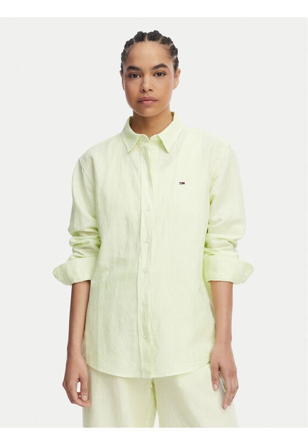 Tommy Jeans Koszula DW0DW22209 Zielony jasny Relaxed Fit. Kolor: zielony. Materiał: len