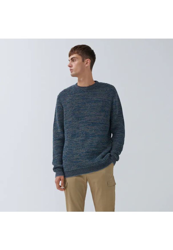 House - Melanżowy sweter - Granatowy. Kolor: niebieski. Wzór: melanż