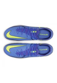 Buty piłkarskie Nike Phantom GT2 Pro Ag M DC0760-570 wielokolorowe niebieskie. Nosek buta: okrągły. Kolor: wielokolorowy. Materiał: materiał, włókno, tkanina, syntetyk. Szerokość cholewki: normalna. Sezon: zima. Sport: piłka nożna #5