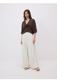 Reserved - Bluzka kimono z modalem - brązowy. Kolor: brązowy. Materiał: dzianina