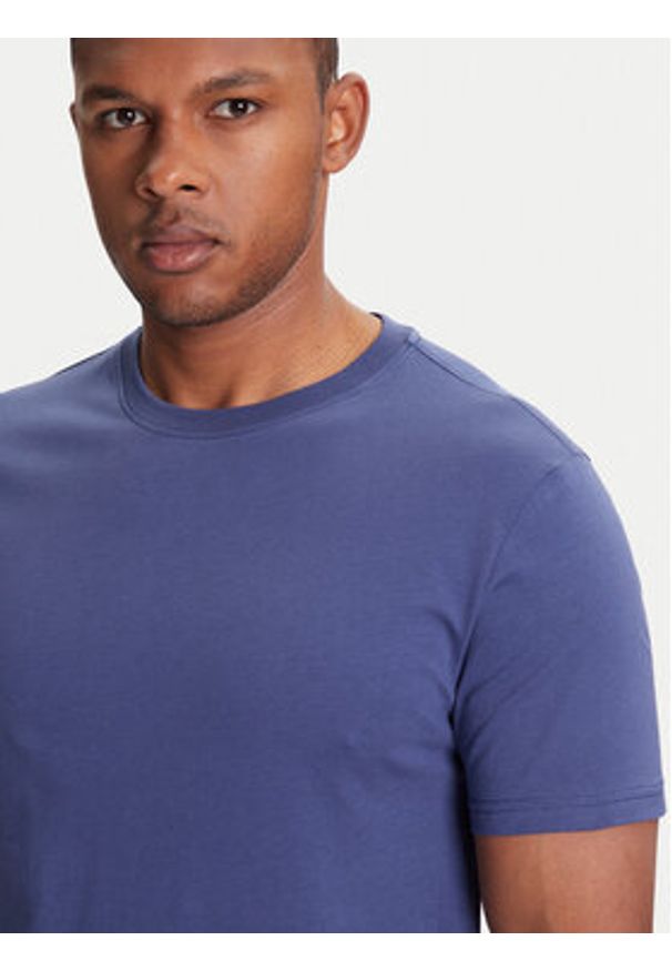 United Colors of Benetton - United Colors Of Benetton T-Shirt 3U53J1F15 Niebieski Regular Fit. Kolor: niebieski. Materiał: bawełna