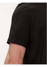 Calvin Klein T-Shirt Linear Graphic K10K112482 Czarny Regular Fit. Kolor: czarny. Materiał: bawełna #2