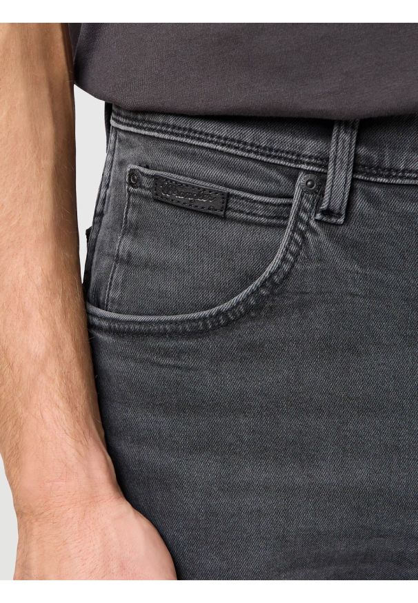 Wrangler - WRANGLER MĘSKIE SPODNIE JEANSOWE WRANGLER TEXAS SLIM WHISPERED WASH 112362467