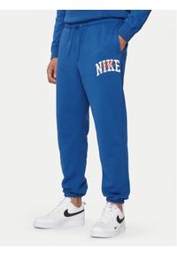 Nike Spodnie dresowe FV4453 Niebieski Standard Fit. Kolor: niebieski. Materiał: bawełna