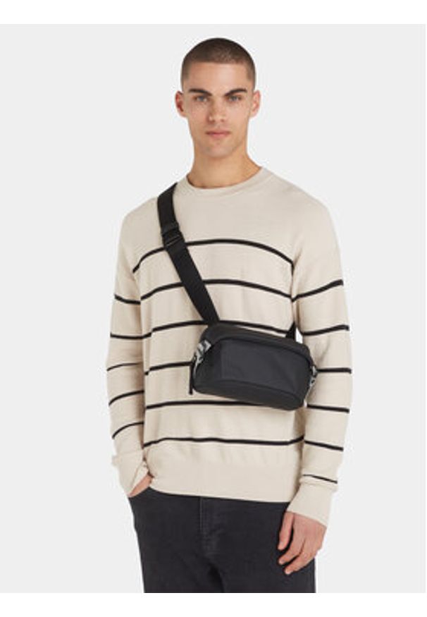Calvin Klein Saszetka Rubberized Camera Bag K50K510800 Czarny. Kolor: czarny. Materiał: materiał