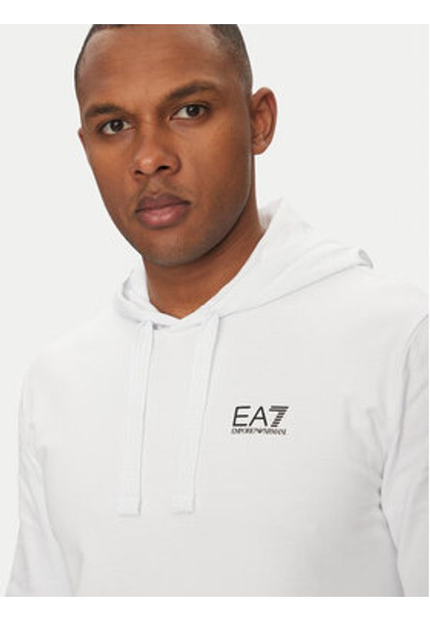 EA7 Emporio Armani Bluza 7M000569 AF13512 M0003 Biały Regular Fit. Kolor: biały. Materiał: bawełna
