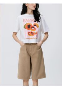 Reserved - Jeansowe szorty - beżowy. Kolor: beżowy. Materiał: jeans. Długość: długie #1