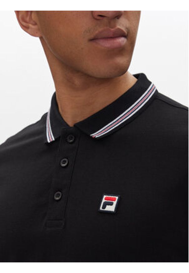 Fila Polo Lubeek FAM0898 Czarny Regular Fit. Typ kołnierza: polo. Kolor: czarny. Materiał: bawełna