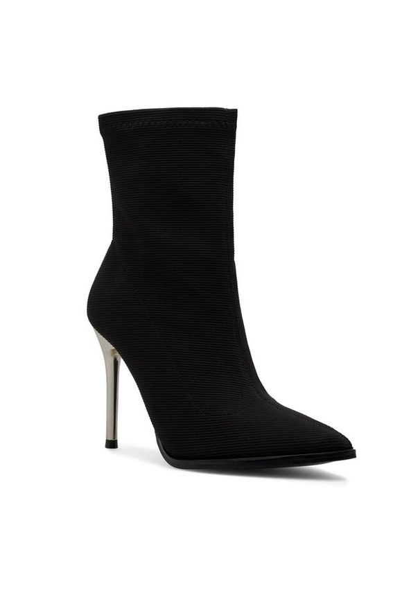 Botki DeeZee. Kolor: czarny