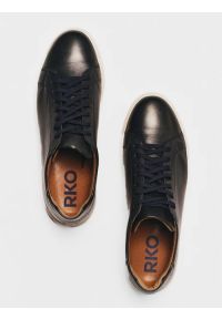 Ryłko - Granatowe półbuty w sportowym stylu. Kolor: niebieski. Materiał: skóra. Styl: sportowy #1