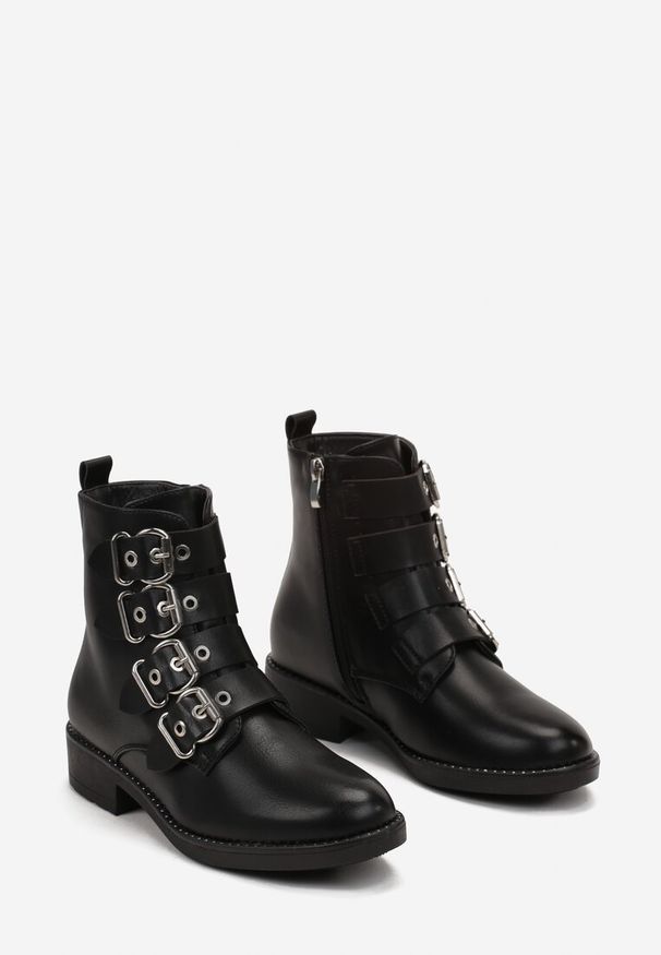 Born2be - Czarne Botki Sztyblety Ozdobione Szeregiem Sprzączek Buellis. Wysokość cholewki: za kostkę. Zapięcie: sprzączka. Kolor: czarny. Szerokość cholewki: normalna. Wzór: aplikacja. Obcas: na płaskiej podeszwie