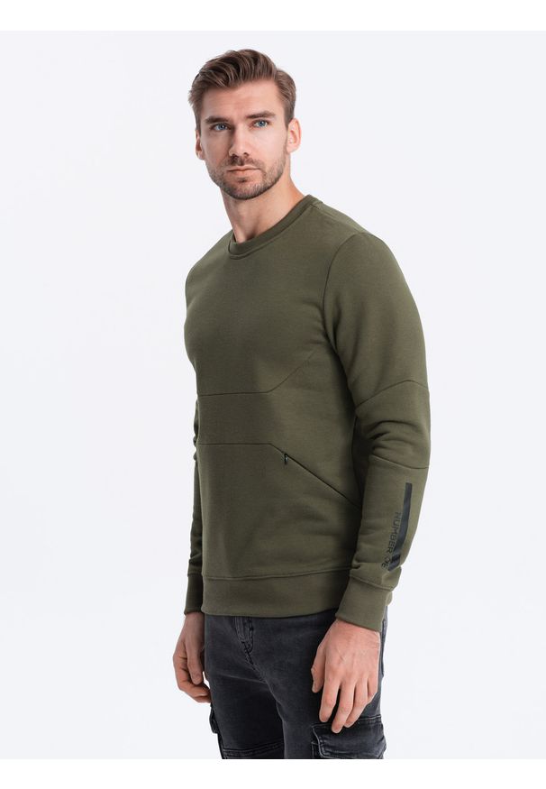 Ombre Clothing - Bluza męska z kieszenią zapinaną na zamek - ciemnooliwkowa V4 - Rozmiar: XXL. Kolor: oliwkowy. Materiał: bawełna, poliester. Wzór: nadruk, geometria