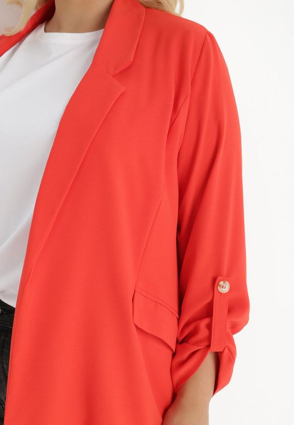 Born2be - Czerwona Marynarka Oreithousa. Okazja: na imprezę, do pracy. Kolekcja: plus size. Kolor: czerwony. Materiał: tkanina. Długość rękawa: długi rękaw. Długość: długie. Styl: klasyczny, elegancki