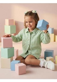 Sinsay - Kurtka jeansowa z haftowanym motywem kwiatowym - turkusowy. Kolor: turkusowy. Materiał: jeans. Wzór: haft, kwiaty #1