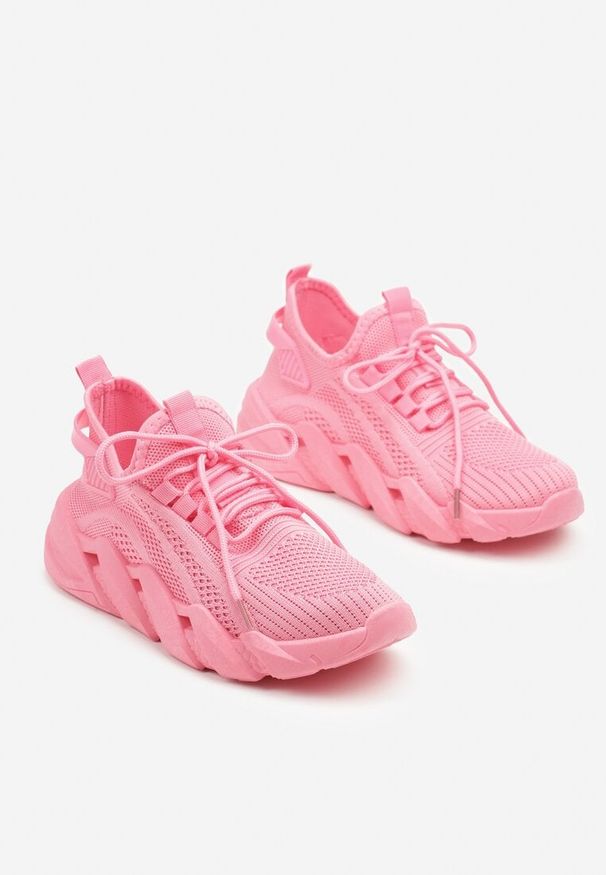 Born2be - Różowe Sneakersy na Grubej Podeszwie z Tłoczeniem Tatinora. Okazja: na co dzień, na spacer. Kolor: różowy. Materiał: jeans. Sport: turystyka piesza