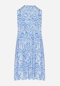 Born2be - Niebieska Bawełniana Rozkloszowana Sukienka z Geometrycznym Wzorem Annivaria. Okazja: na co dzień. Typ kołnierza: dekolt w kształcie V. Kolor: niebieski. Materiał: bawełna. Wzór: geometria. Typ sukienki: rozkloszowane. Styl: klasyczny, casual, elegancki #3