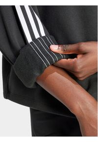 Adidas - adidas Bluza IT9703 Czarny Loose Fit. Kolor: czarny. Materiał: bawełna #4