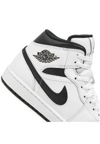 Nike Sneakersy Air Jordan 1 Mid DQ8426 132 Biały. Kolor: biały. Materiał: skóra. Model: Nike Air Jordan #6