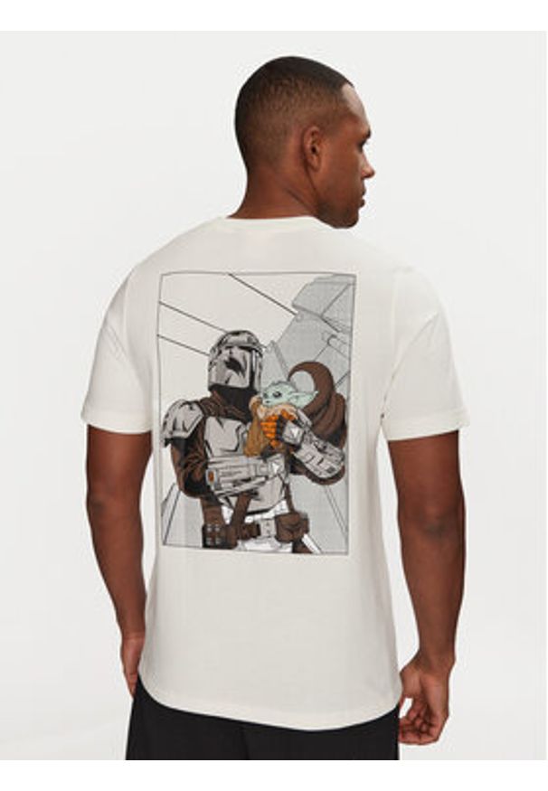 Adidas - adidas T-Shirt Star Wars The Mandalorian™ JI5715 Biały Regular Fit. Kolor: biały. Materiał: bawełna. Wzór: motyw z bajki