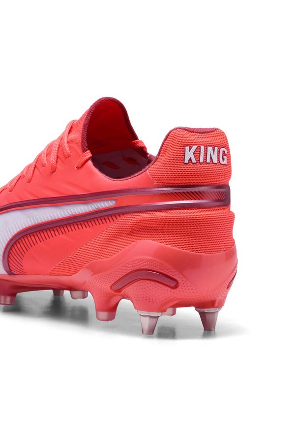 Puma - Buty piłkarskie KING ULTIMATE MxSG PUMA Glowing Red White Fire. Kolor: czerwony, biały, wielokolorowy. Szerokość cholewki: normalna. Sport: piłka nożna