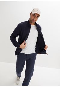 bonprix - Bluza ze stójką i detalami z imitacji skóry. Typ kołnierza: kołnierzyk stójkowy. Kolor: niebieski. Materiał: poliester, skóra #1