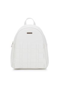 Wittchen - Damski plecak z ekoskóry z plecionką. Kolor: biały. Materiał: skóra ekologiczna. Wzór: paski. Styl: casual, sportowy #1