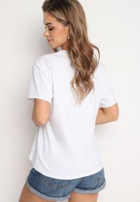 Born2be - Biało-Fuksjowy Bawełniany T-shirt z Nadrukiem z Przodu Sarilla. Kolor: różowy. Materiał: bawełna. Wzór: nadruk. Sezon: lato #7