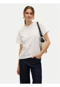 Vero Moda T-Shirt Solvei 10325318 Biały Regular Fit. Kolor: biały. Materiał: bawełna #1