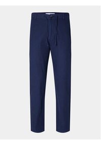 Selected Homme Chinosy 16087636 Granatowy Slim Tapered Fit. Kolor: niebieski. Materiał: bawełna, len