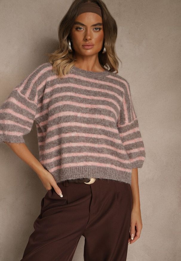 Renee - Brązowy Sweter z Wełną Ozdobiony Paskami i Bufiastymi Rękawami Rilesse. Okazja: na co dzień. Kolor: brązowy. Materiał: wełna. Wzór: aplikacja. Sezon: jesień. Styl: casual, elegancki