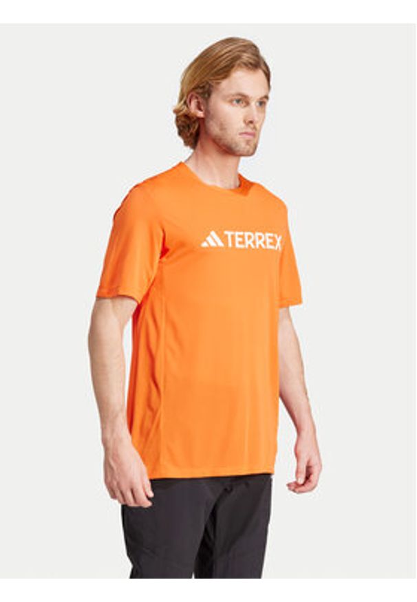 Adidas - adidas Koszulka techniczna Terrex Multi Endurance Tech IY9427 Pomarańczowy Regular Fit. Kolor: pomarańczowy. Materiał: syntetyk
