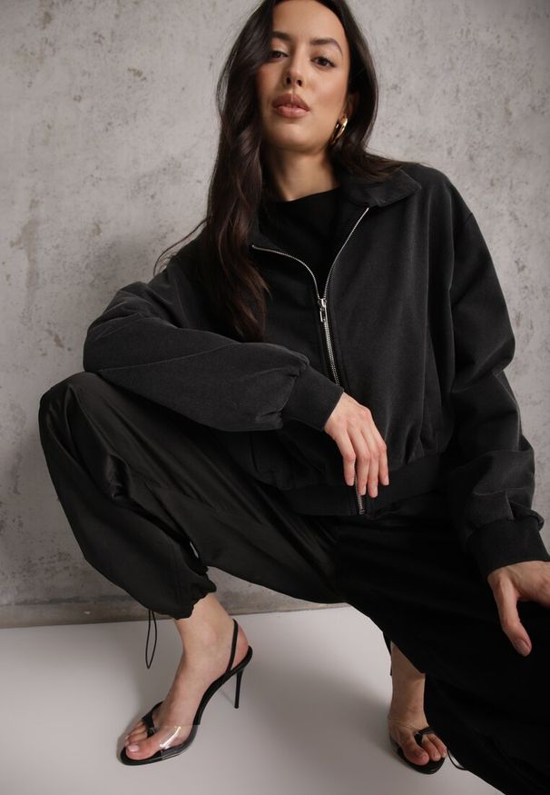 Renee - Czarna Bluza Bomberka z Bawełny Oversize Ozdobiona Kołnierzem Vimelles. Okazja: na co dzień. Kolor: czarny. Materiał: bawełna. Wzór: aplikacja. Styl: casual, elegancki