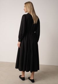 Born2be - Czarna Bawełniano-Wiskozowa Sukienka Koszulowa z Imitacją Kieszeni Biriala. Okazja: na co dzień. Kolor: czarny. Materiał: wiskoza, bawełna. Typ sukienki: koszulowe. Styl: casual, elegancki, klasyczny #3