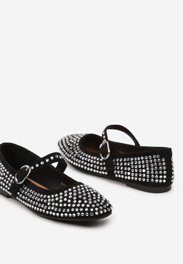 Born2be - Czarne Płaskie Cyrkoniowe Balerinki w Stylu Mary Jane Omesia. Okazja: na co dzień, na spotkanie biznesowe. Zapięcie: sprzączka. Kolor: czarny. Materiał: jedwab, jeans. Styl: biznesowy, klasyczny, casual, elegancki