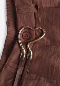 Renee - Brązowe Spodnie Szerokie z Dodatkiem Bawełny High Waist z Metaliczną Klamrą Azaerixis. Okazja: na co dzień. Stan: podwyższony. Kolor: brązowy. Materiał: bawełna. Styl: casual #4