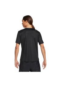 Koszulka męska do biegania Nike Run Division Miler DA1317. Materiał: materiał, poliester. Technologia: Dri-Fit (Nike). Sport: bieganie #2