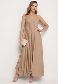Born2be - Ciemnobeżowa Rozkloszowana Sukienka z Wiskozy z Cyrkoniami Ellitana. Okazja: na co dzień. Kolor: beżowy. Materiał: wiskoza. Sezon: lato. Styl: klasyczny, casual, elegancki #7