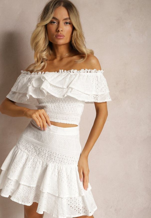 Renee - Biały 2-częściowy Komplet Top Hiszpanka i Spódnica z Haftowanej Tkaniny Tamimas. Kolor: biały. Materiał: tkanina. Wzór: haft