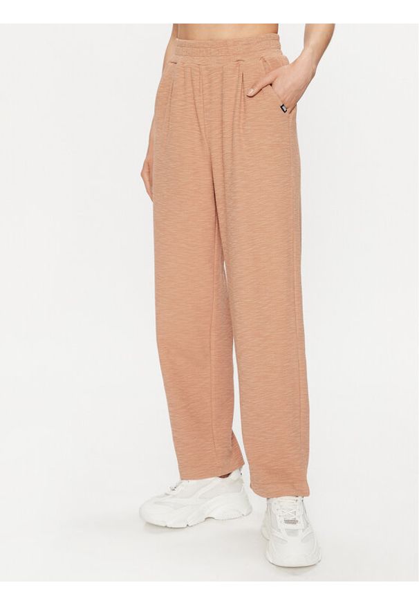 DKNY Sport Spodnie dresowe DP3P3286 Brązowy Regular Fit. Kolor: brązowy. Materiał: bawełna, syntetyk