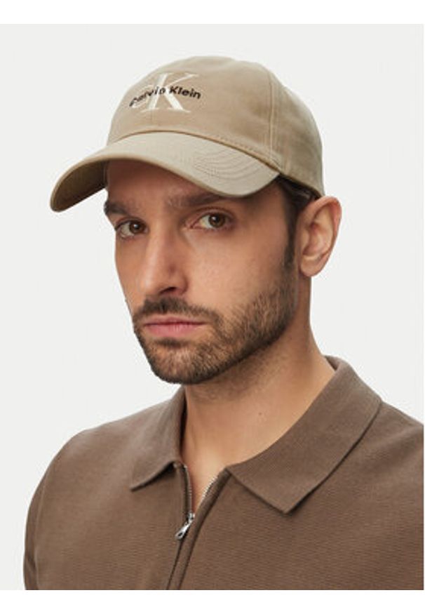 Calvin Klein Czapka z daszkiem Monologo Embroidery Baseball Cap LV04G5004G Beżowy. Kolor: beżowy. Materiał: bawełna