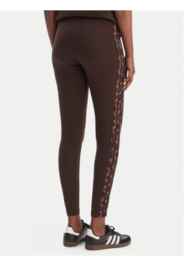 Adidas - adidas Legginsy Seasonal Essentials Leopard Print KA2793 Brązowy Slim Fit. Kolor: brązowy. Materiał: bawełna. Wzór: nadruk