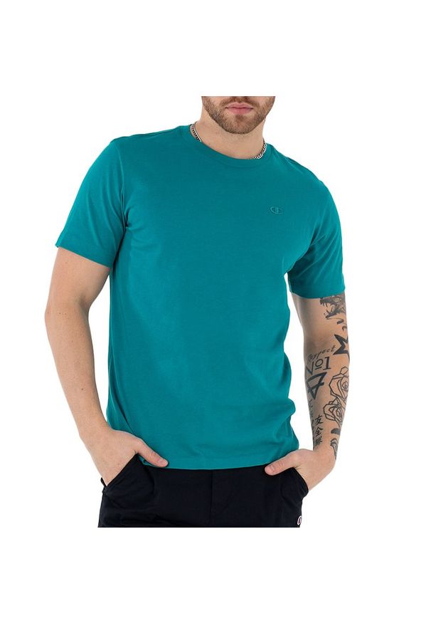 Koszulka Champion Embroidered Comfort Fit Cotton 218496-BS165 - niebieska. Kolor: niebieski. Materiał: materiał, bawełna. Długość rękawa: krótki rękaw. Długość: krótkie. Sezon: lato