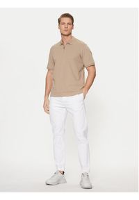 Hugo - HUGO Chinosy 50530886 Biały Slim Fit. Kolor: biały. Materiał: bawełna #3
