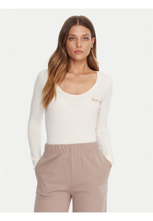 Guess Body V5BP09 KCBF1 Écru Slim Fit. Materiał: bawełna