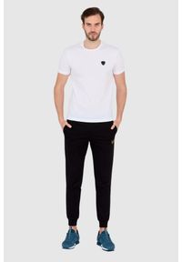 EA7 Emporio Armani - EA7 Biała koszulka męska z naszywką z logo, Rozmiar XXL. Kolor: biały. Wzór: aplikacja #5