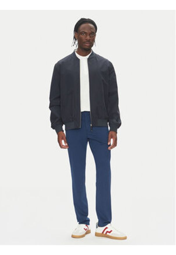 Lindbergh Kurtka bomber 30-301136 Granatowy Regular Fit. Kolor: niebieski. Materiał: syntetyk